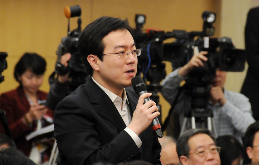 中国经济导报和中国发展网记者 - 2013两会