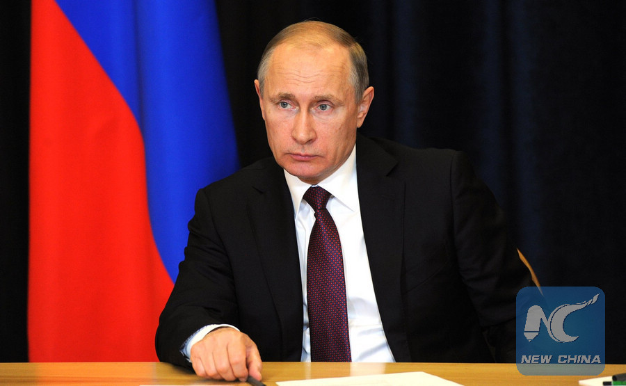 Russian weapons performed well in Syria but more improvement needed: Putin xhne.ws/jEPyn