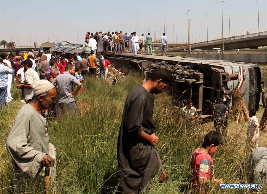 EGYPT-CAIRO-ACCIDENT-TRAIN DERAILMENT