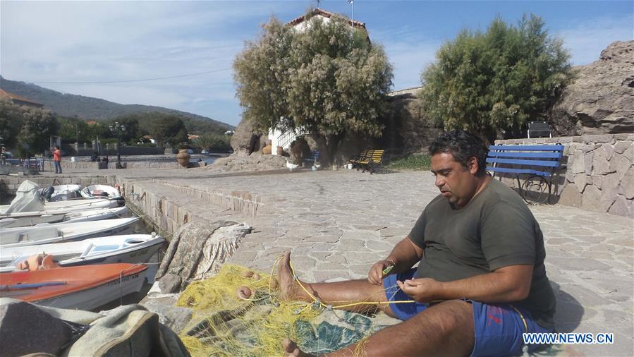 GREECE-LESVOS-FISHERMEN-REFUGEES-PRIZE