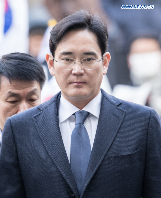 Samsung Electronics Vice Chairman Lee Jae-yong enters a Seoul court for hearings in Seoul, South Korea, on Feb. 16, 2017. 