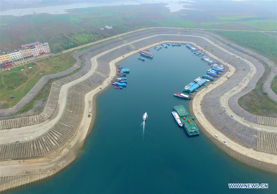 Aerial photo taken on April 3, 2017 shows the wetland of Danjiang River, which is a major part of China's south-to-north water diversion project, in Xichuan County of central China's Henan Province. (Xinhua/Feng Dapeng) 
