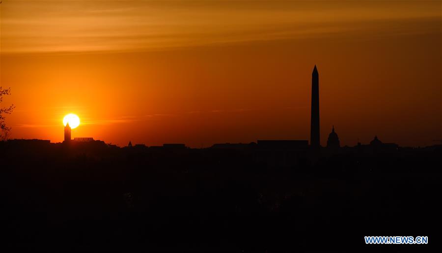 U.S.-WASHINGTON D.C.-SUNRISE
