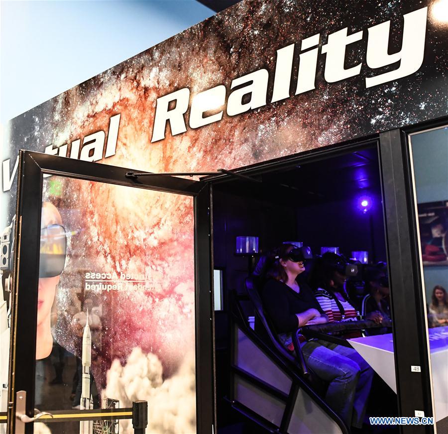 U.S.-WASHINGTON D.C.-NATIONAL AIR AND SPACE MUSEUM-VIRTUAL REALITY