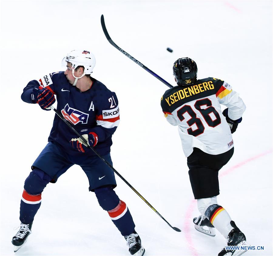(SP)GERMANY-COLOGNE-ICE HOCKEY-WORLD CHAMPIONSHIPS-PRELIMINARY ROUND-GROUP A-USA VS GER