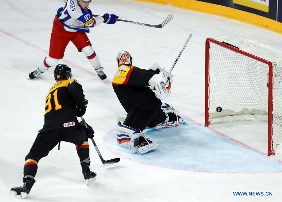 (SP)GERMANY-COLOGNE-ICE HOCKEY-IIHF-WORLD CHAMPIONSHIP-PRELIMINARY ROUND-GER VS RUS