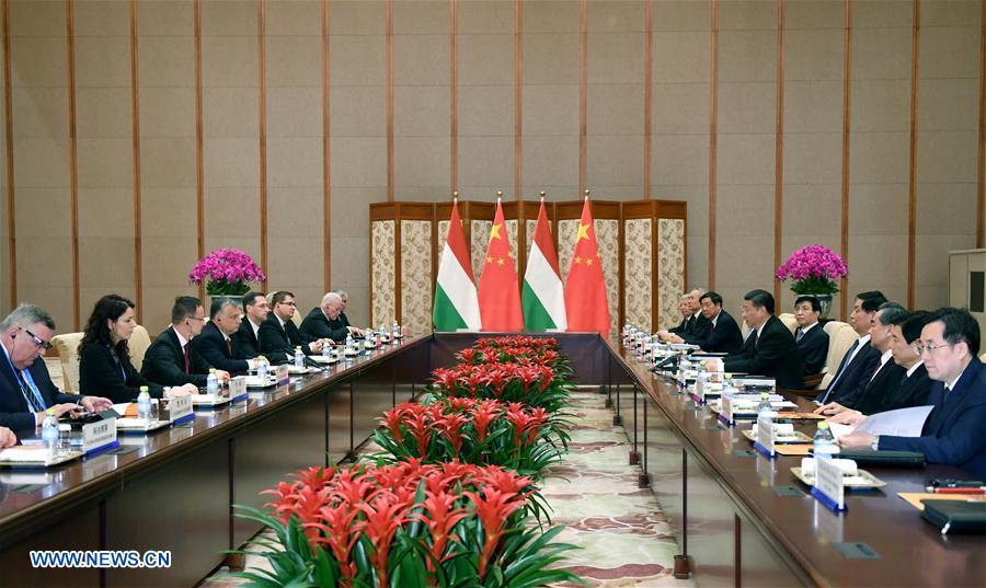 (BRF)CHINA-BEIJING-XI JINPING-HUNGARY-PM-MEETING (CN)