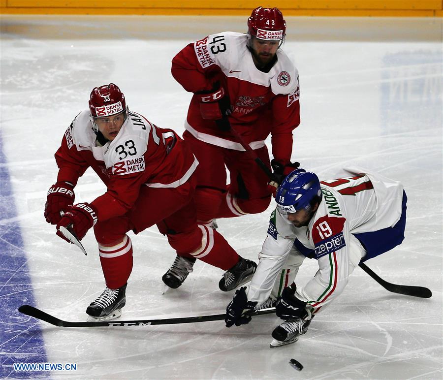 (SP)GERMANY-COLOGNE-ICE HOCKEY-IIHF-WORLD CHAMPIONSHIP-PRELIMINARY ROUND