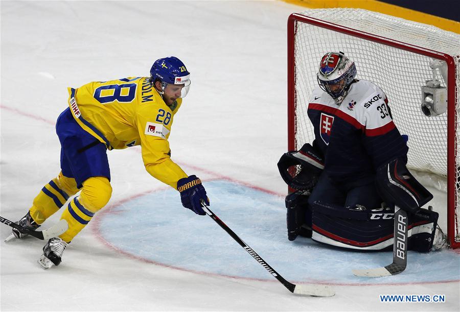 (SP)GERMANY-COLOGNE-ICE HOCKEY-IIHF-WORLD CHAMPIONSHIP-PRELIMINARY ROUND