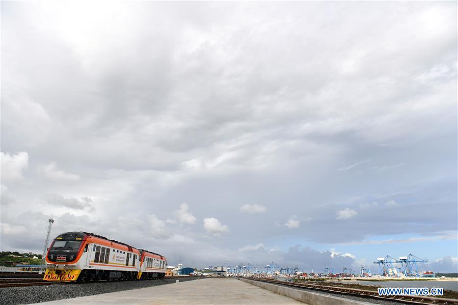KENYA-MOMBASA-NAIROBI-RAILWAY 