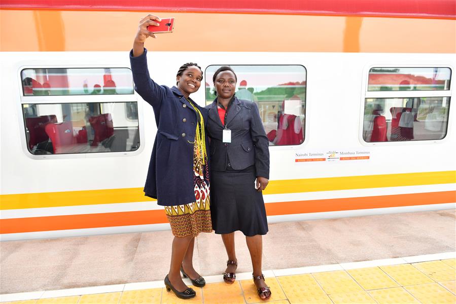 KENYA-MOMBASA-NAIROBI-RAILWAY