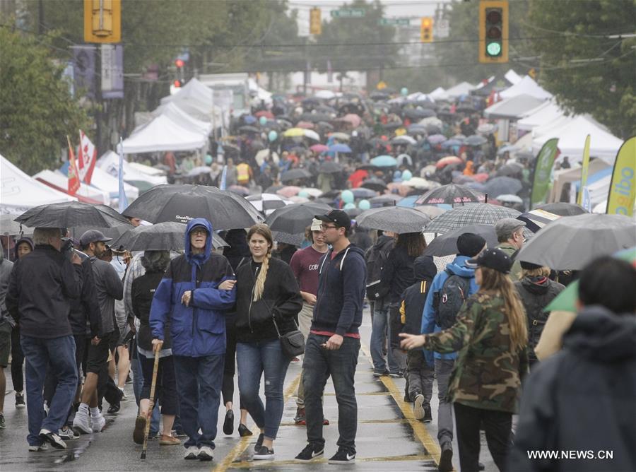 CANADA-VANCOUVER-CAR FREE DAY