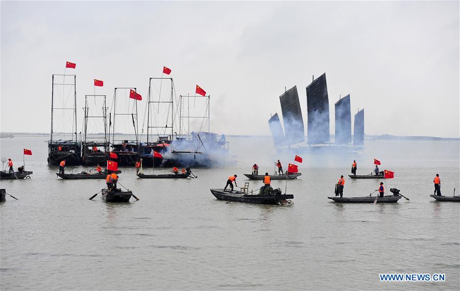#CHINA-JIANGSU-HONGZE LAKE-FISHING BAN-END (CN)