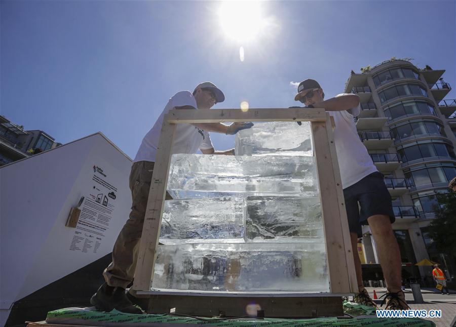 CANADA-VANCOUVER-ICE BOX CHALLENGE