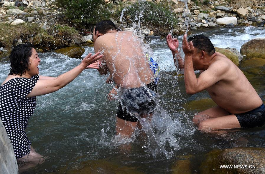 CHINA-TIBET-LHASA-BATHING FESTIVAL (CN)