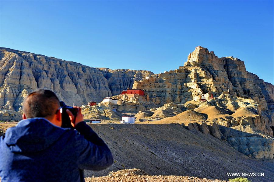 Tibet's Ali attracts over 460,000 tourists by end of August