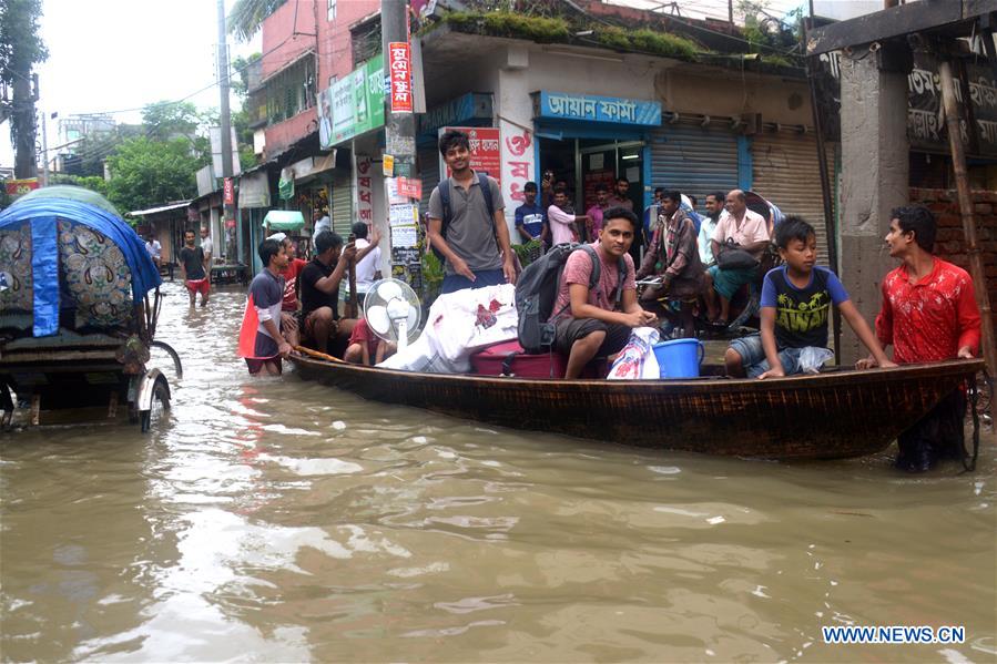 BANGLADESH-DHAKA-RAIN-FLOODING
