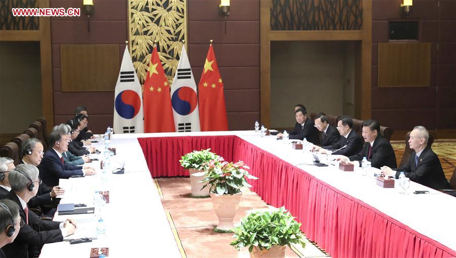 VIETNAM-CHINA-SOUTH KOREA-XI JINPING-MOON JAE-IN-MEETING