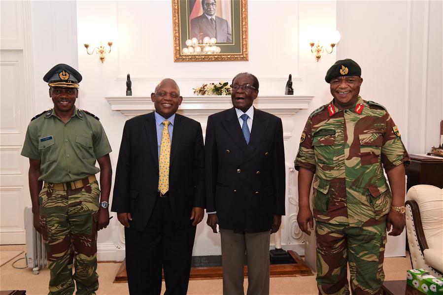 ZIMBABWE-HARARE-PRESIDENT-ARMY CHIEF-MEETING