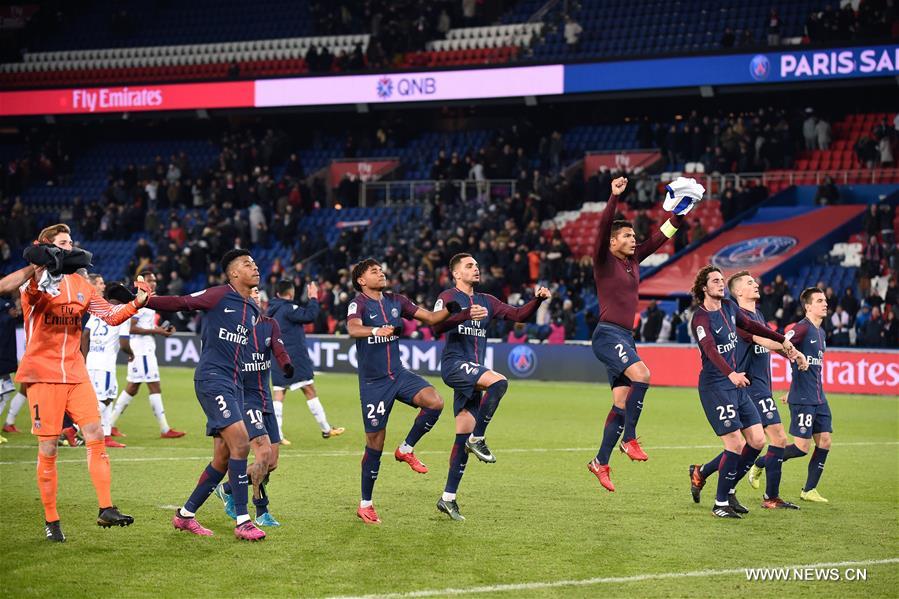 (SP)FRANCE-PARIS-FOOTBALL-LIGUE 1-PARIS SAINT-GERMAIN VS TROYES