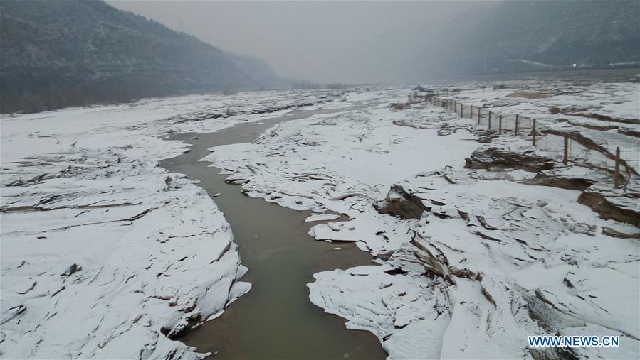 #CHINA-SHANXI-HUKOU WATERFALL-SNOWFALL (CN)