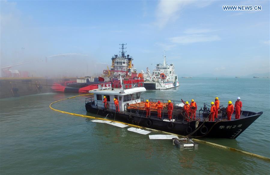 CHINA-SANYA-FIRE AND OIL SPILL-DRILL (CN)