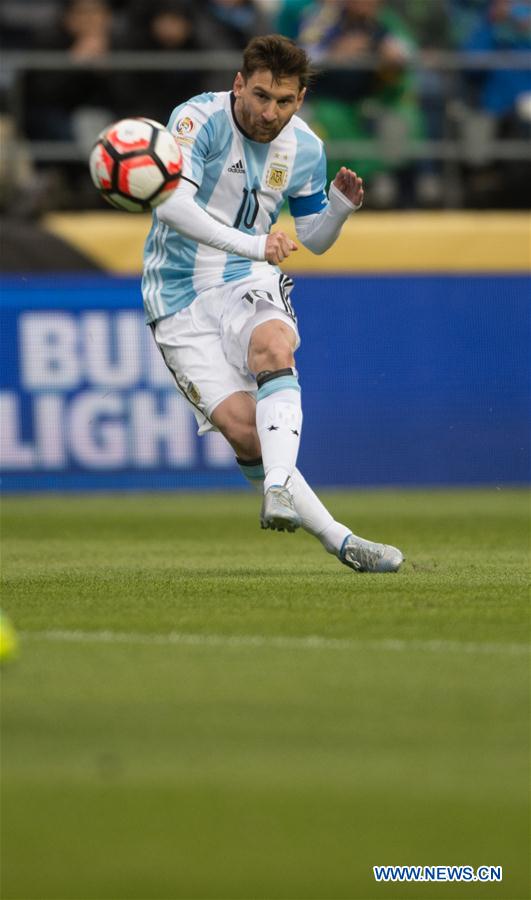 Lionel Messi of Argentina shoots during a Copa America Group D soccer match against Bolivia in Seattle, the United States, on June 14, 2016.