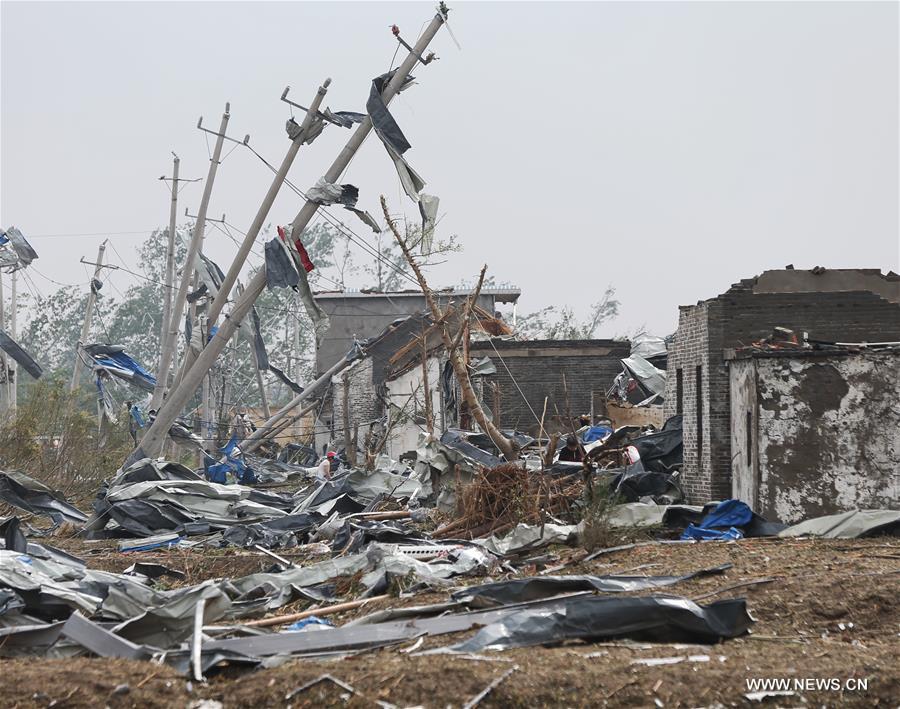 Death toll of the tornado and hailstorms in Jiangsu has climbed to 98, local rescue headquarters said on Friday. 