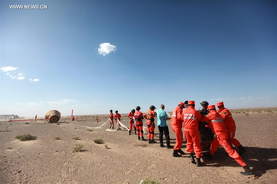 CHINA-INNER MONGOLIA-LONG MARCH-7-REENTRY MODULE-RECOVER (CN)