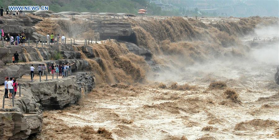 #CHINA-SHANXI-HUKOU WATERFALL (CN)