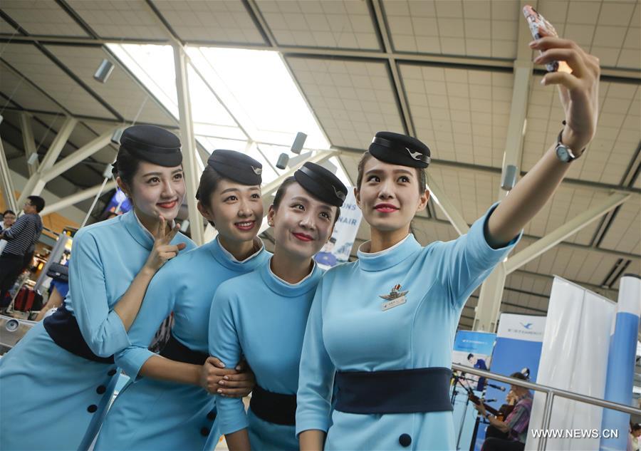  Xiamen Airlines has begun direct flights linking Xiamen in east China's Fujian Province to Vancouver, Canada. 