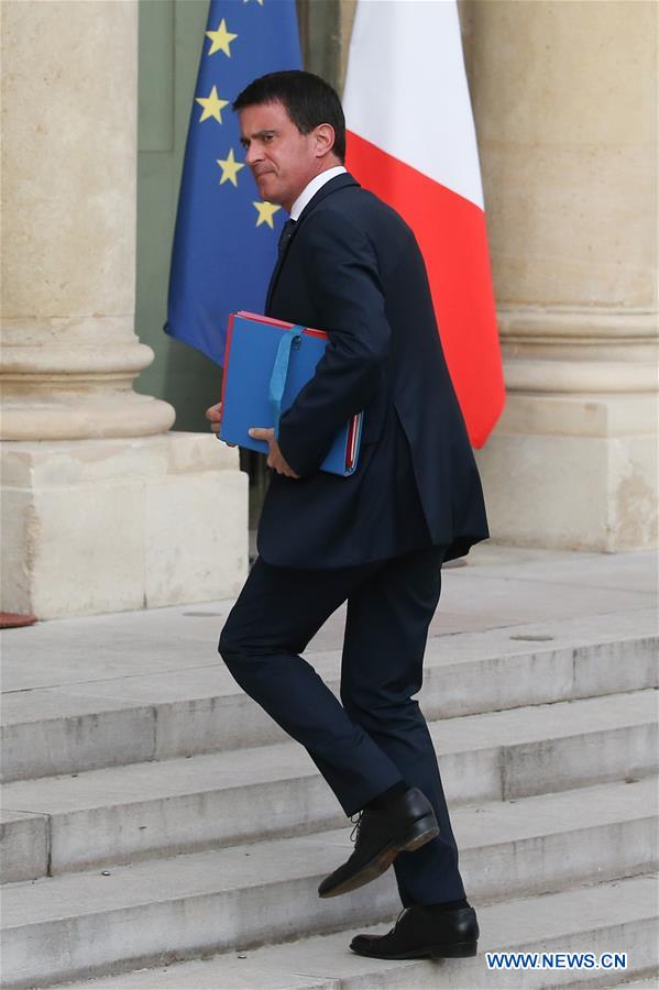 French Prime Minister Manuel Valls arrives at the Elysee palace for a defense council with French President Francois Hollande, in Paris, France, on July 27, 2016. 
