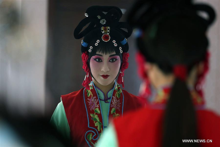 Hebei Bangzi, or Hebei Opera, is the main type of opera in Hebei Province which became popular in Qing Dynasty (1644-1911). 