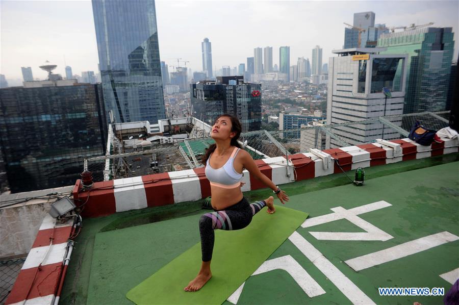 INDONESIA-JAKARTA-YOGA ON THE ROOFTOP