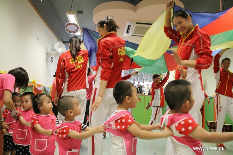 Delegation of Chinese mainland Olympians arrived in Macao Monday afternoon, embarking a four-day visit here.