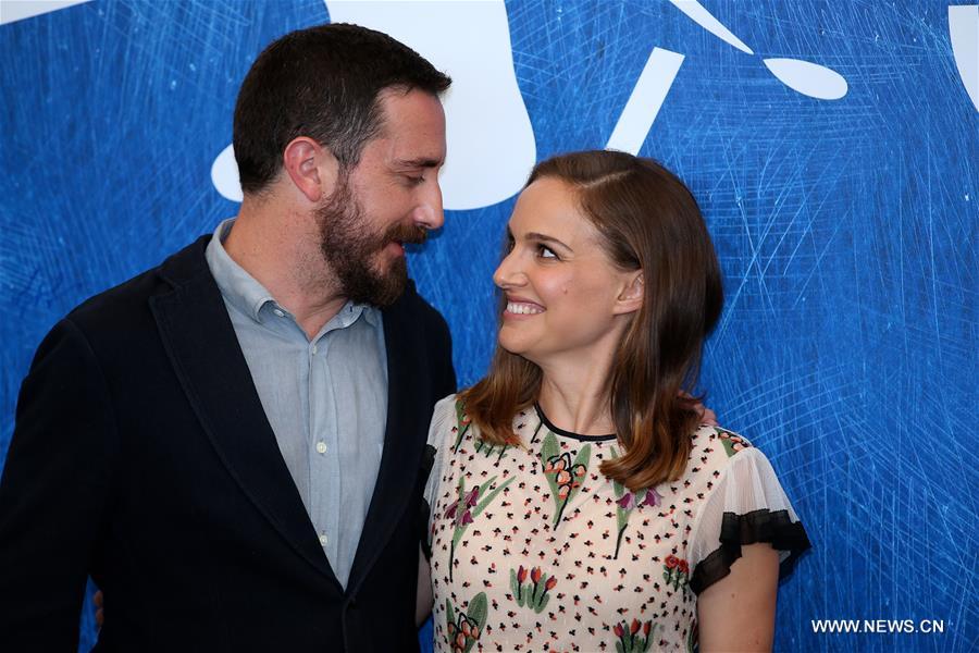 Actress Natalie Portman (R) and director Pablo Larrain attend a photocall for the movie 'Jackie' in competition at the 73rd Venice Film Festival in Venice, Italy, Sept. 7, 2016. (Xinhua/Jin Yu) 