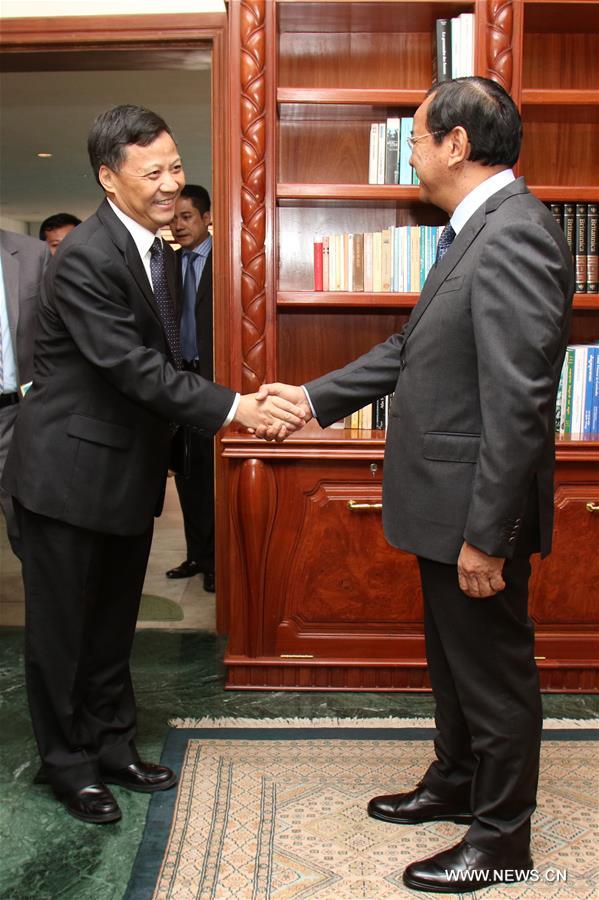 Liu Yunguo, newly-appointed World Health Organization (WHO) Representative to Cambodia, pledged on Tuesday to work closely with Cambodia to help the Southeast Asian country develop its health sector, a Cambodian spokesman said. (Xinhua/Sovannara)