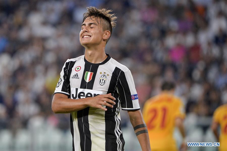 Paulo Dybala of Juventus reacts during the UEFA Champions League soccer match against Sevilla in Turin, Italy, Sept. 14, 2016.