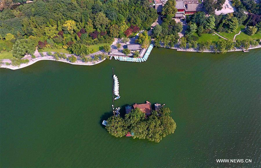 The aerial photo taken on Sept. 22, 2016 shows the scenery of the Daming Lake, a well-known scenic spot in Jinan, capital of east China's Shandong Province.