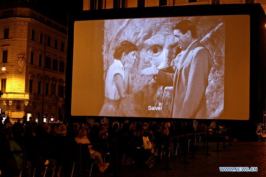 ITALY-ROME-SPANISH SQUARE-ROME HOLIDAY-GREGORY PECK