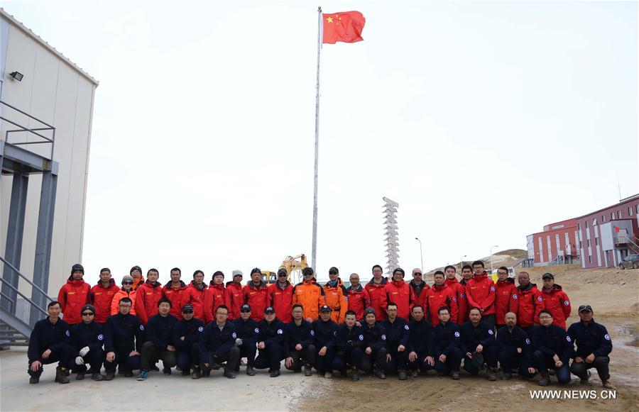 China's 32nd and 33rd Antarctic expeditions hold a handover ceremony in Zhongshan Station