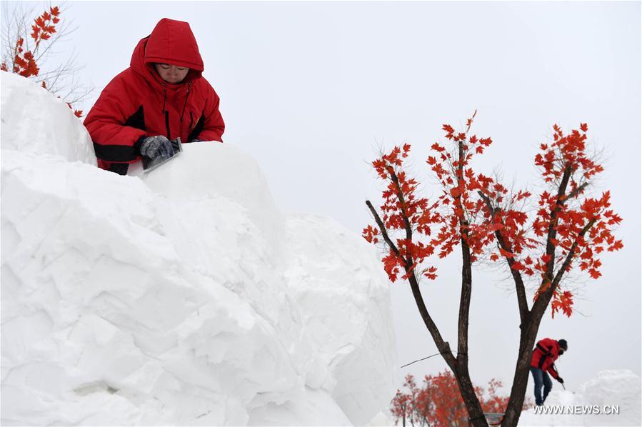 CHINA-HARBIN-SNOW SCULPTURE-CONTEST (CN)
