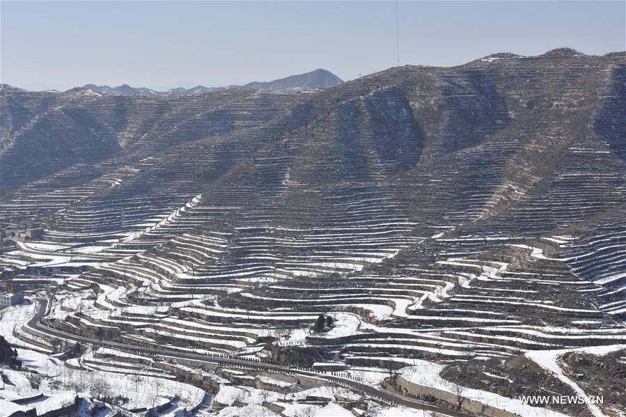 CHINA-SHIJIAZHUANG-SNOW-TERRACED FIELDS(CN)