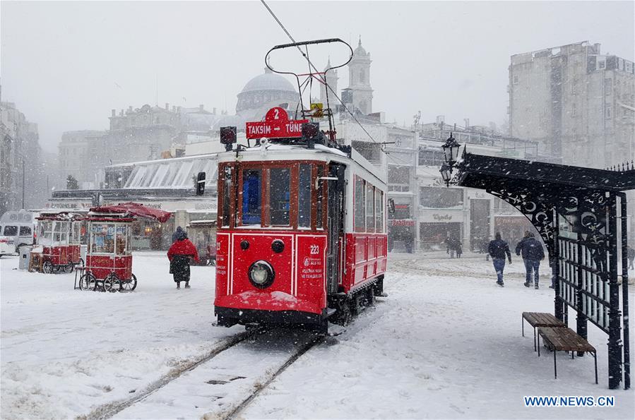 TURKEY-ISTANBUL-SNOWSTORM
