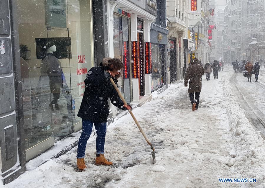 TURKEY-ISTANBUL-SNOWSTORM