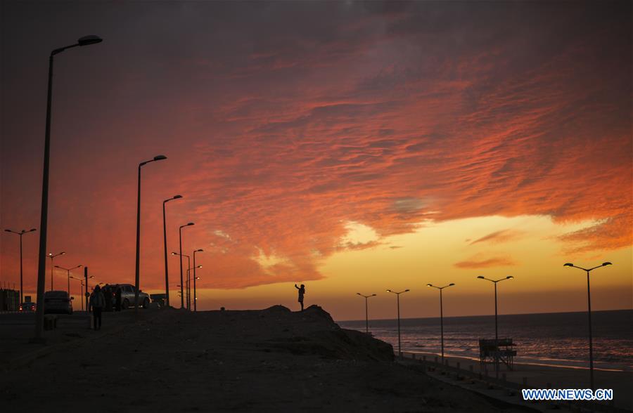 MIDEAST-GAZA CITY-SUNSET