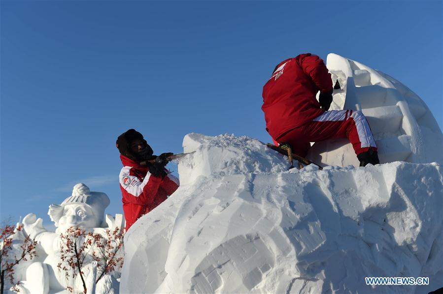 CHINA-HARBIN-SNOW SCULPTURE-COMPETITION (CN)