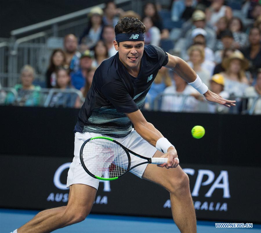 Milos Raonic of Canada returns the ball during the men's singles third round match against Gilles Simon of France at the Australian Open Tennis Championships in Melbourne, Australia, Jan. 21, 2017. Raonic won 3-1. (Xinhua/Zhu Hongye) 