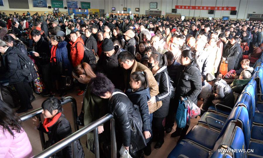  Travel peak appeared again as people return to work on the last day of week-long Lunar New Year Holiday.