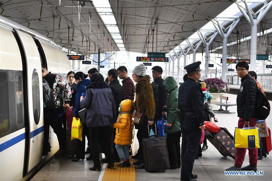 #CHINA-SPRING FESTIVAL-RAILWAY TRIPS (CN)